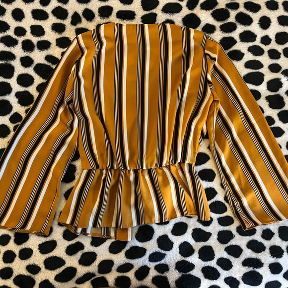 TopShop Blouse - Picture 2 of 3